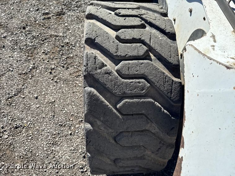 image for item ES5902 2014 Bobcat S770 skid steer loader