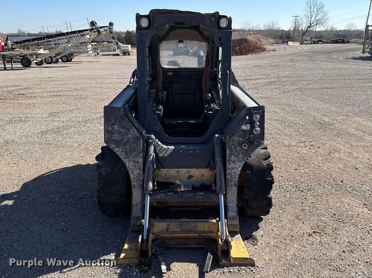 image for item ES5903 2019 John Deere 320G skid steer loader