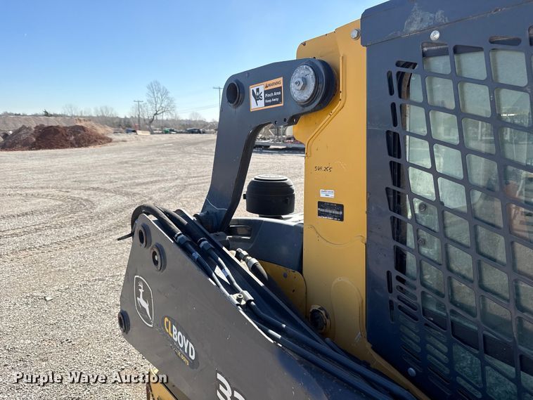 image for item ES5903 2019 John Deere 320G skid steer loader