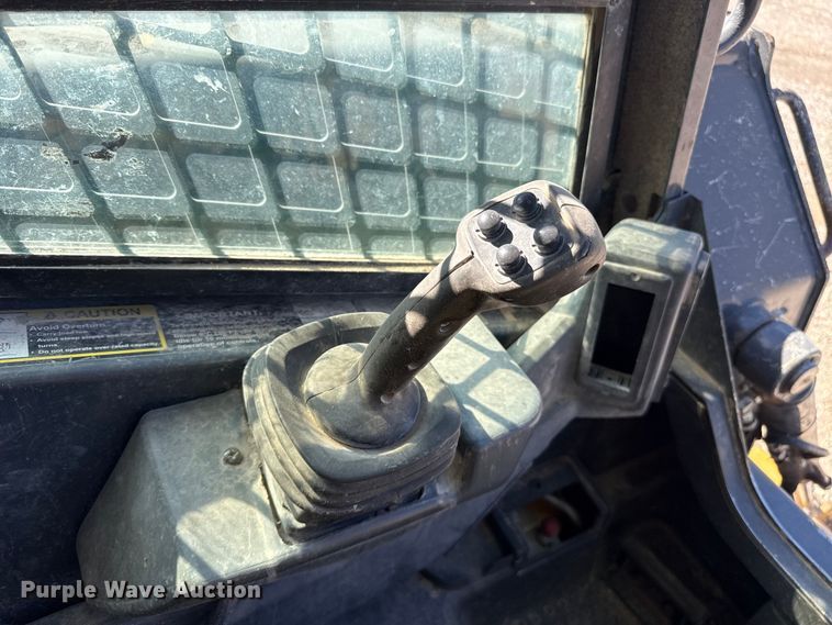 image for item ES5903 2019 John Deere 320G skid steer loader