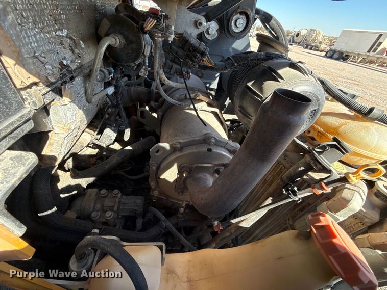 image for item ES5903 2019 John Deere 320G skid steer loader