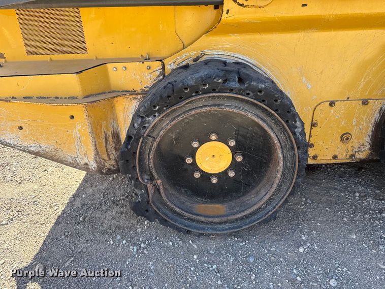 image for item ES5903 2019 John Deere 320G skid steer loader