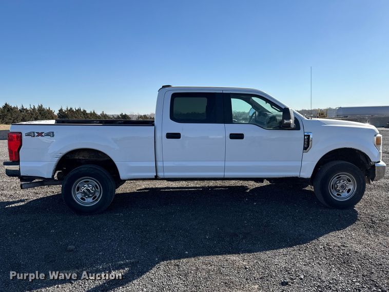 image for item ES5904 2020 Ford F250 Super Duty XL Crew Cab pickup truck