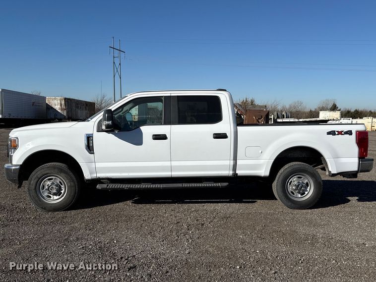 image for item ES5904 2020 Ford F250 Super Duty XL Crew Cab pickup truck