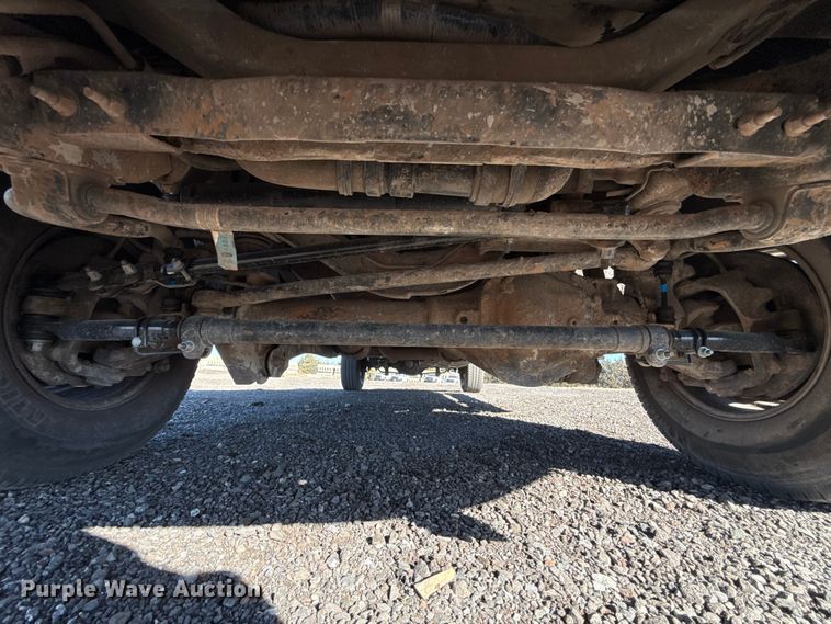 image for item ES5904 2020 Ford F250 Super Duty XL Crew Cab pickup truck