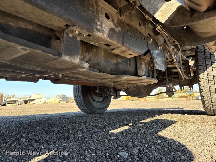 image for item ES5904 2020 Ford F250 Super Duty XL Crew Cab pickup truck