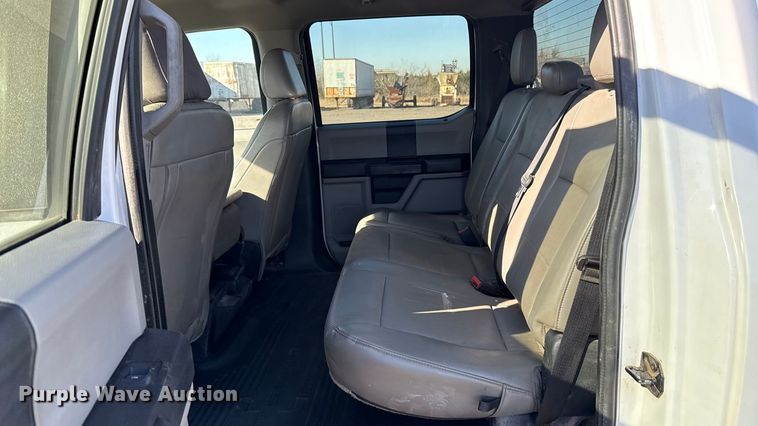 image for item ES5904 2020 Ford F250 Super Duty XL Crew Cab pickup truck