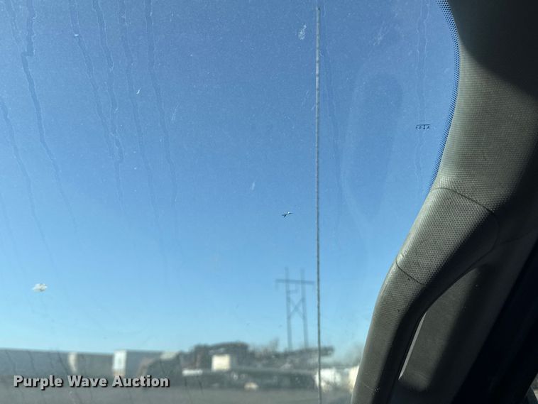 image for item ES5904 2020 Ford F250 Super Duty XL Crew Cab pickup truck