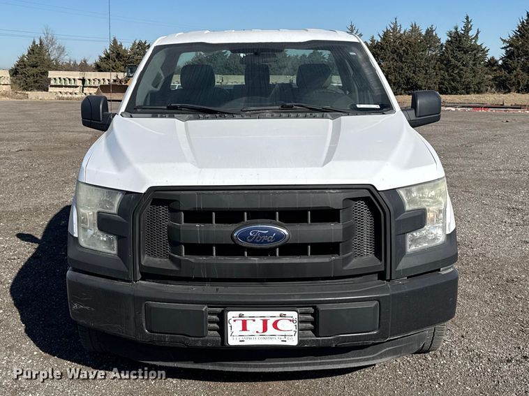 image for item ES5905 2016 Ford F150 XL pickup truck