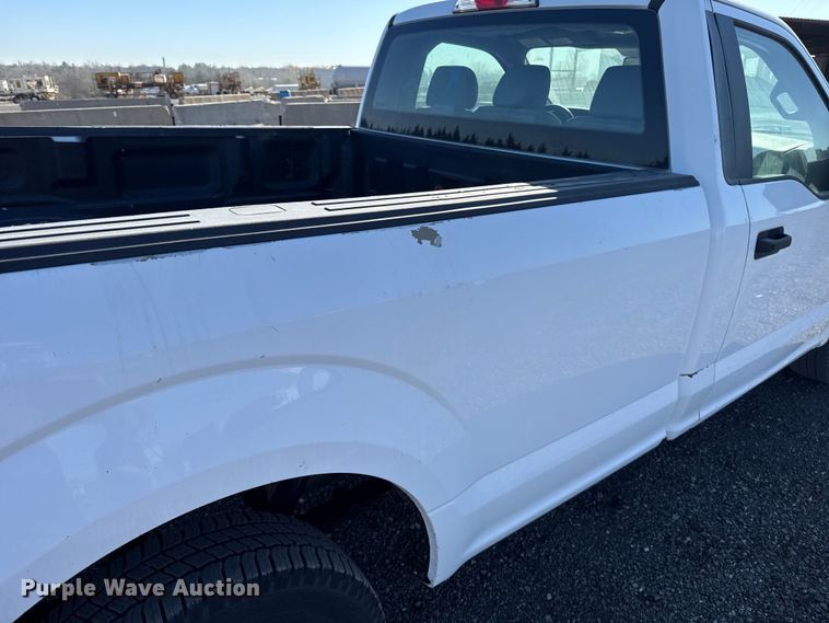 image for item ES5905 2016 Ford F150 XL pickup truck