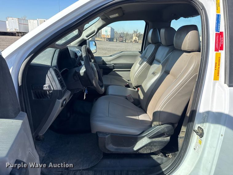 image for item ES5905 2016 Ford F150 XL pickup truck