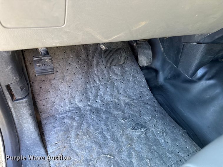 image for item ES5905 2016 Ford F150 XL pickup truck