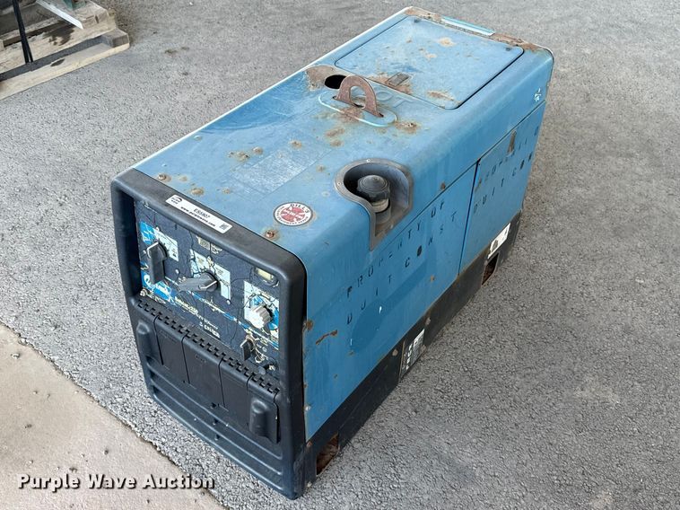 image for item ES5907 Miller Bobcat 250 welder/generator