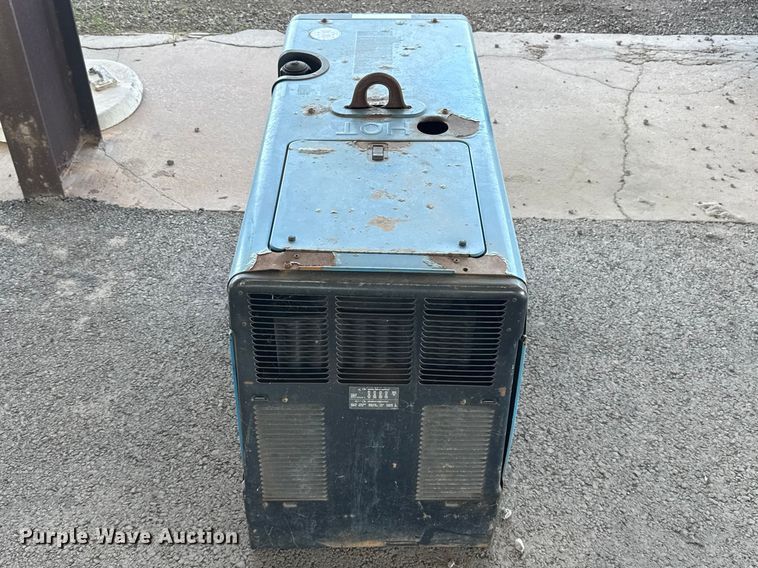 image for item ES5907 Miller Bobcat 250 welder/generator