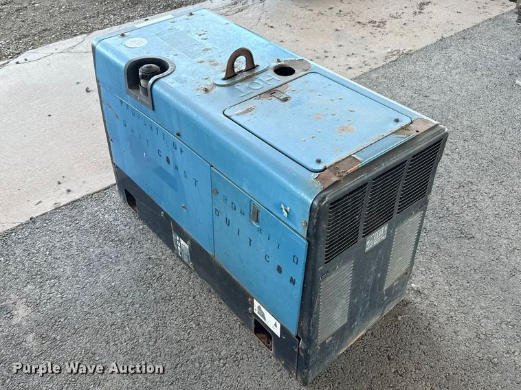 image for item ES5907 Miller Bobcat 250 welder/generator
