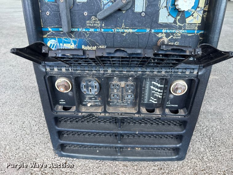 image for item ES5907 Miller Bobcat 250 welder/generator