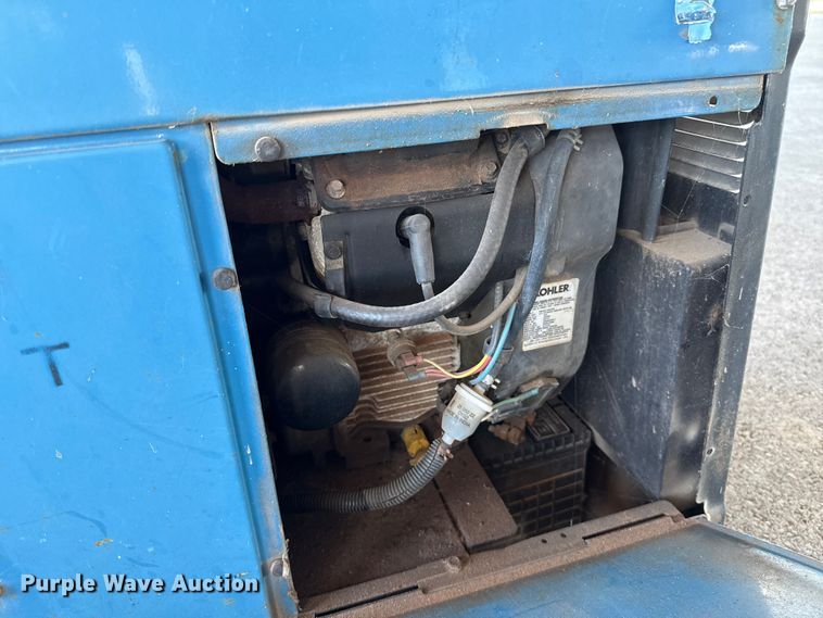 image for item ES5907 Miller Bobcat 250 welder/generator