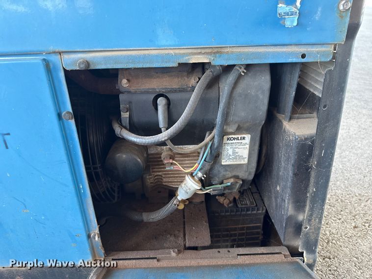 image for item ES5907 Miller Bobcat 250 welder/generator