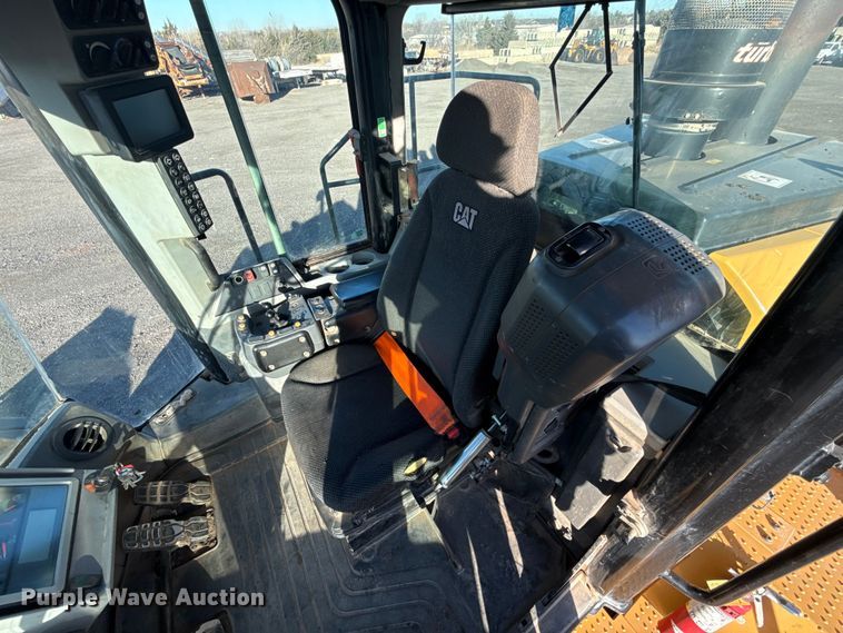 image for item ES5909 2018 Caterpillar 980M wheel loader