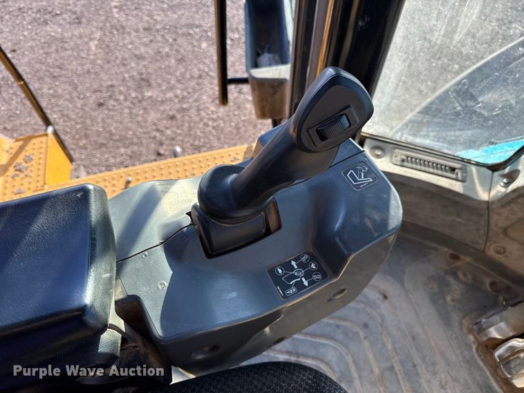 image for item ES5909 2018 Caterpillar 980M wheel loader