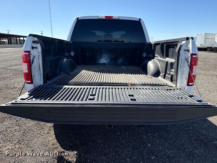 image for item ES5911 2020 Ford F150 XLT Crew Cab pickup truck