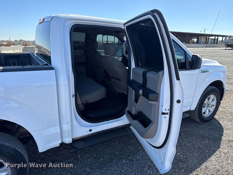 image for item ES5911 2020 Ford F150 XLT Crew Cab pickup truck