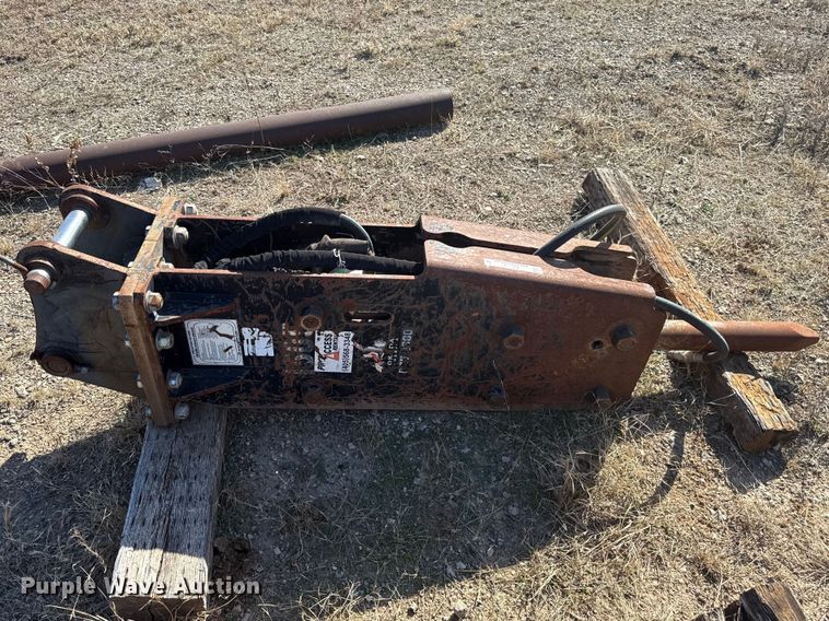 image for item ES5913 Okada ORV1300 breaker