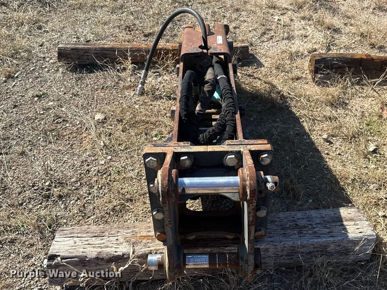 image for item ES5913 Okada ORV1300 breaker