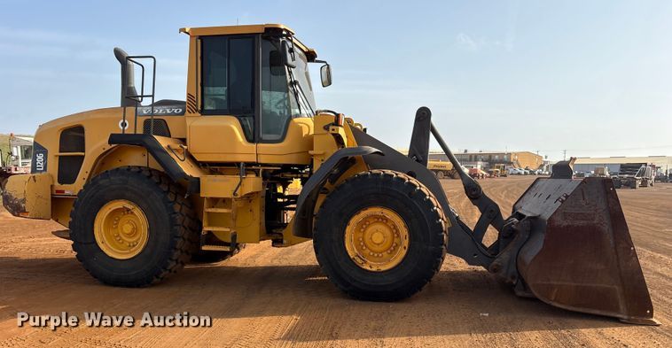image for item ES8582 2013 Volvo L120G wheel loader