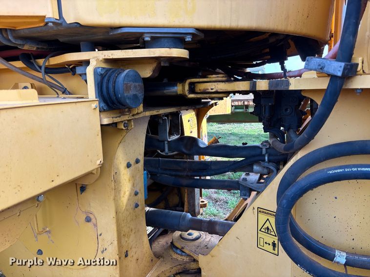 image for item ES8582 2013 Volvo L120G wheel loader
