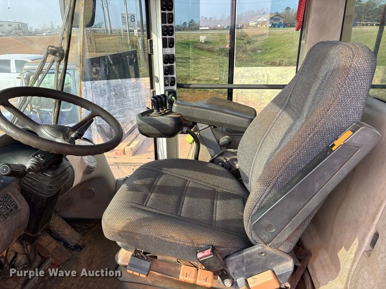 image for item ES8582 2013 Volvo L120G wheel loader