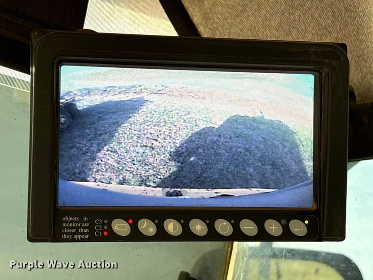 image for item ES8582 2013 Volvo L120G wheel loader