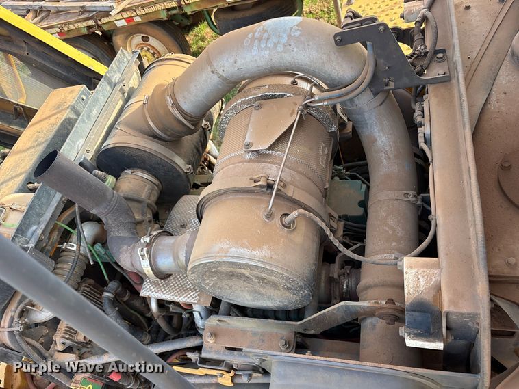 image for item ES8582 2013 Volvo L120G wheel loader