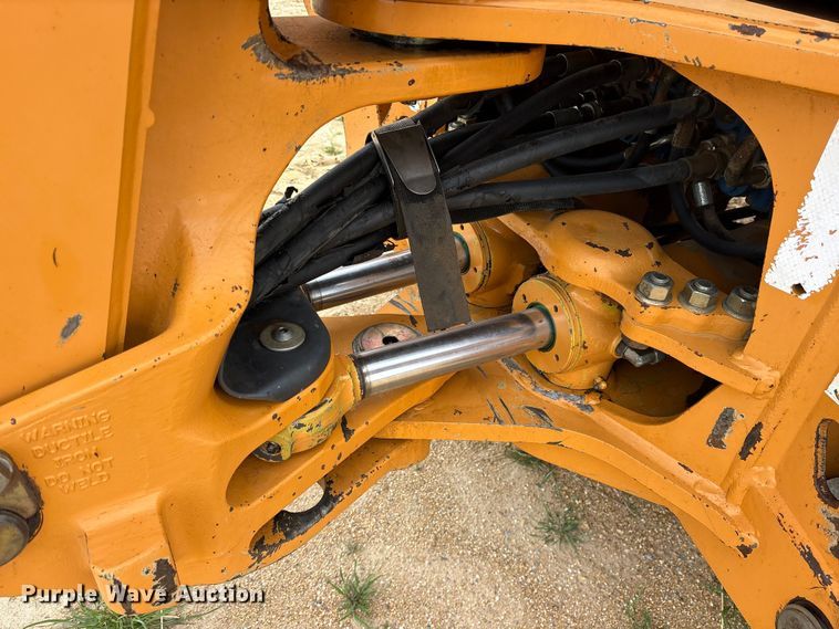 image for item ES8588 2012 Case 580 Super N backhoe