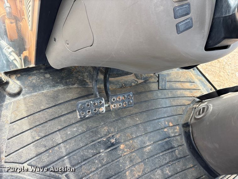 image for item ES8588 2012 Case 580 Super N backhoe