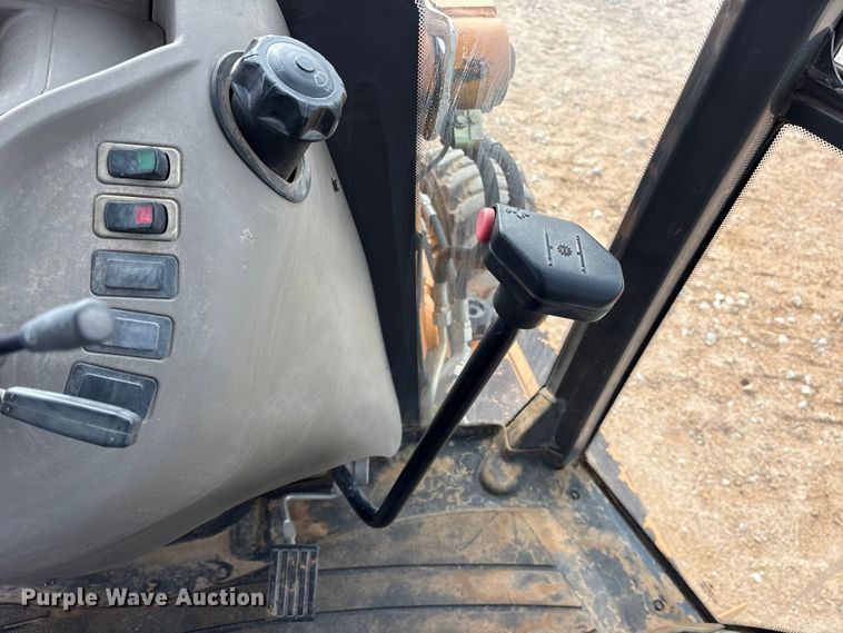 image for item ES8588 2012 Case 580 Super N backhoe