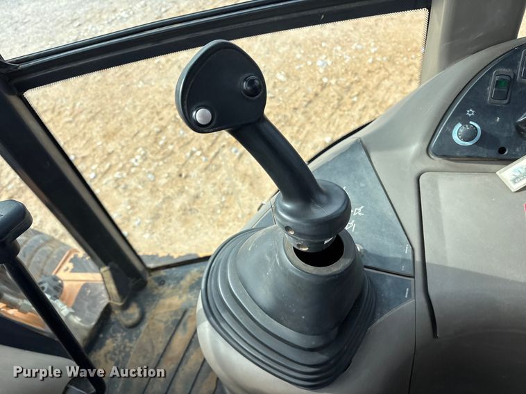 image for item ES8588 2012 Case 580 Super N backhoe