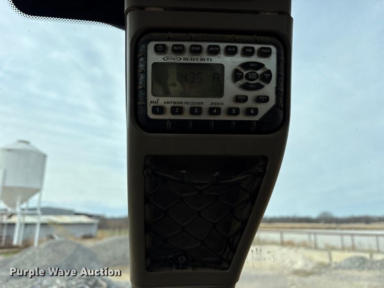 image for item ES8588 2012 Case 580 Super N backhoe