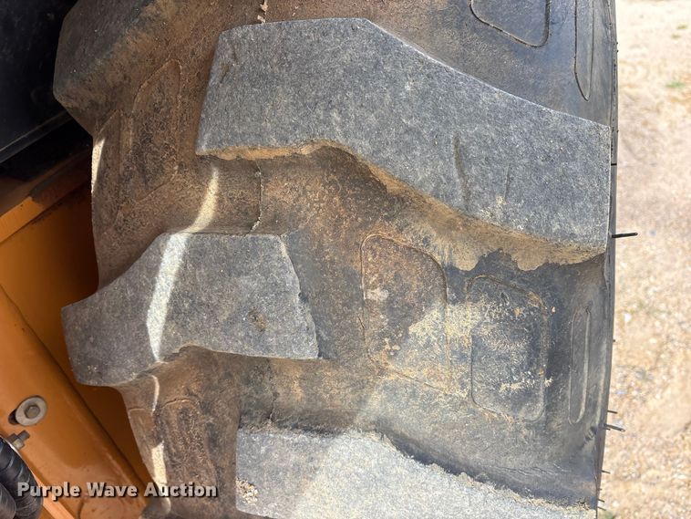 image for item ES8588 2012 Case 580 Super N backhoe