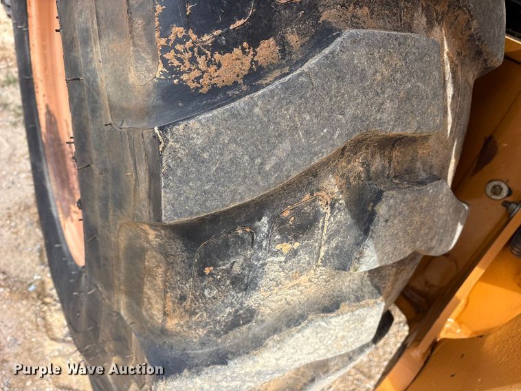 image for item ES8588 2012 Case 580 Super N backhoe