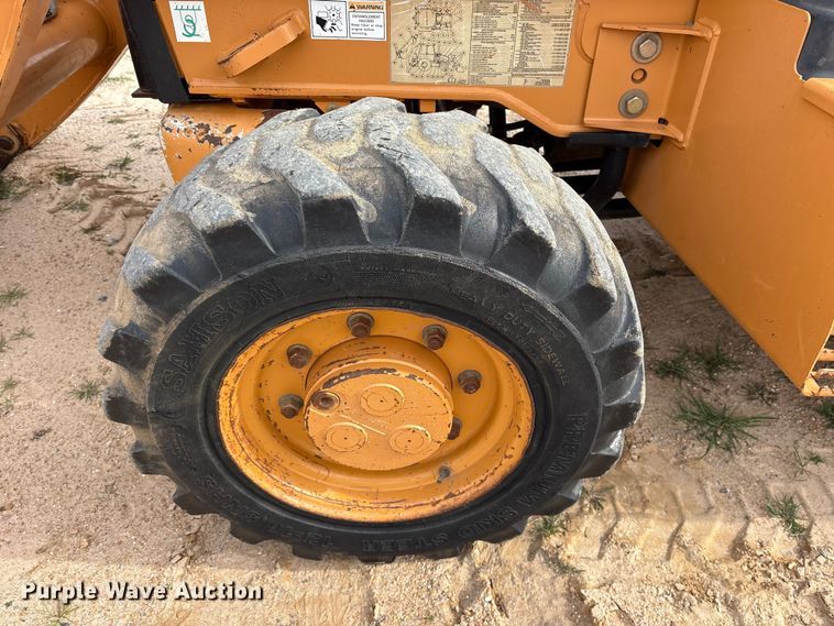 image for item ES8588 2012 Case 580 Super N backhoe