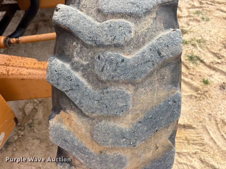 image for item ES8588 2012 Case 580 Super N backhoe