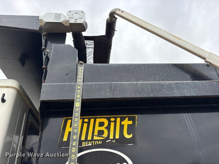 image for item ES8607 2007 Mack CV713 dump truck