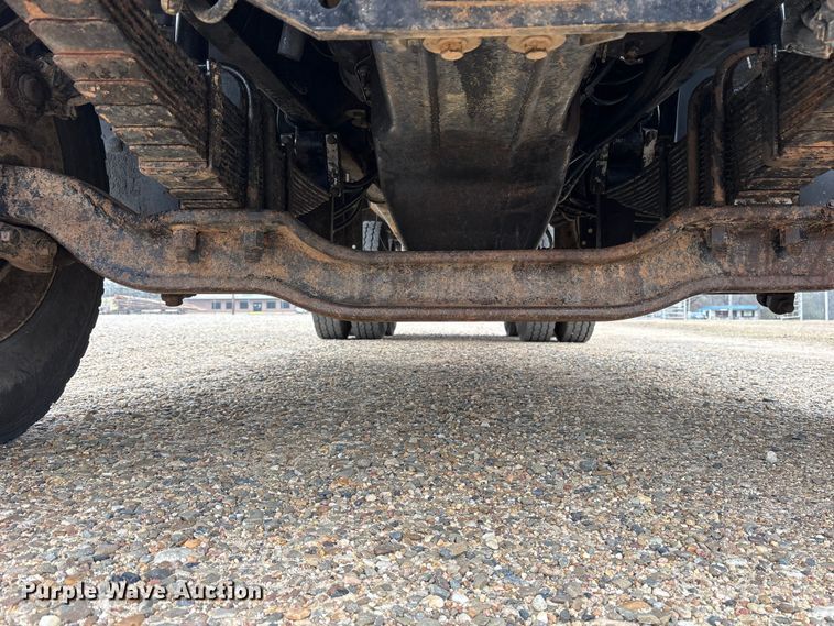 image for item ES8607 2007 Mack CV713 dump truck