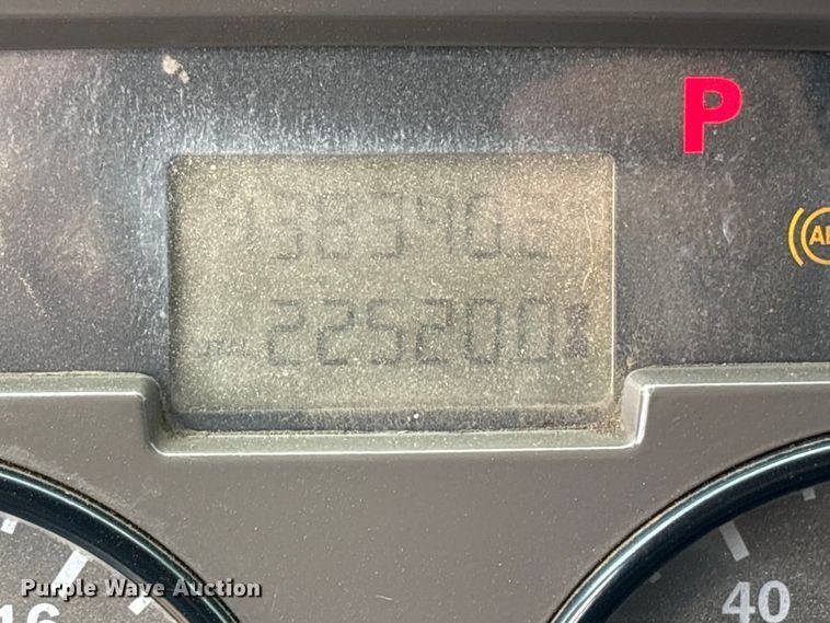 image for item ES8607 2007 Mack CV713 dump truck