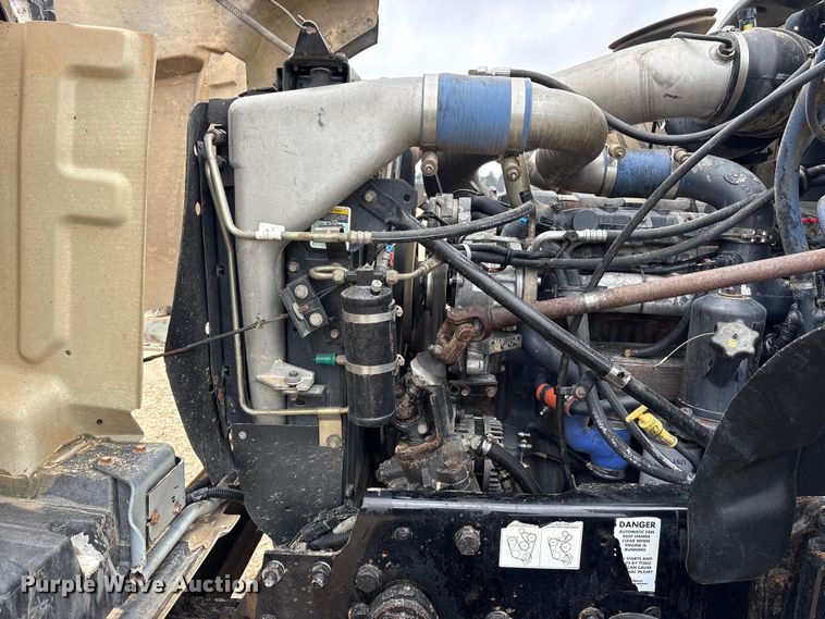 image for item ES8607 2007 Mack CV713 dump truck