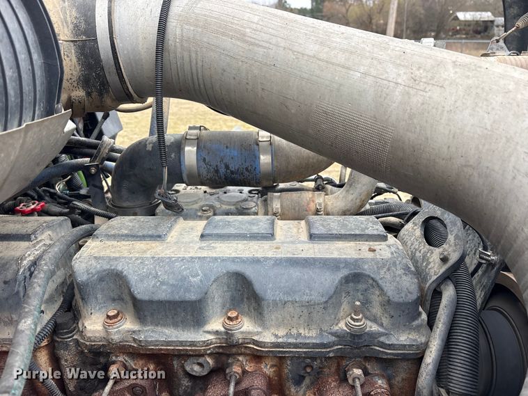 image for item ES8607 2007 Mack CV713 dump truck