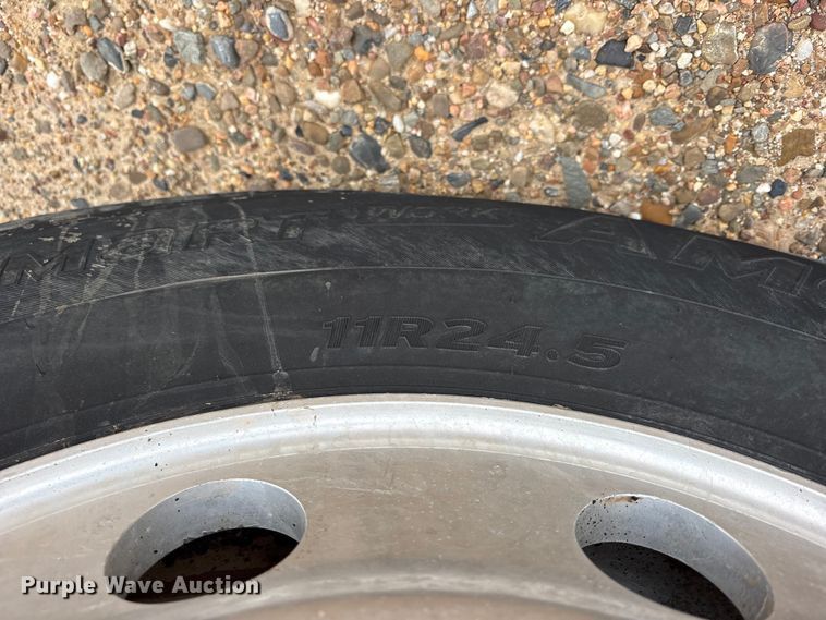 image for item ES8607 2007 Mack CV713 dump truck