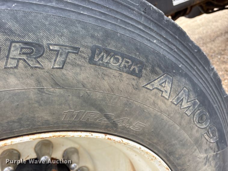 image for item ES8607 2007 Mack CV713 dump truck