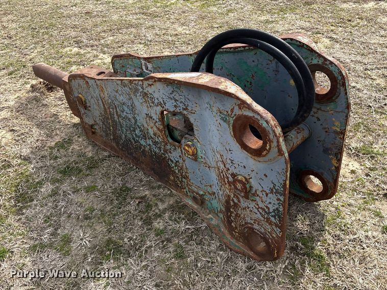 image for item ES8620 Komatsu 705 hydraulic breaker